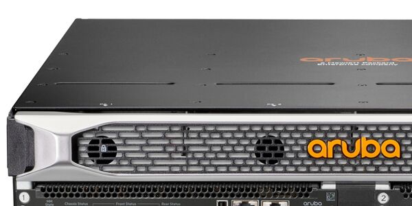 Aruba 6400 Switch 1030x1030 2